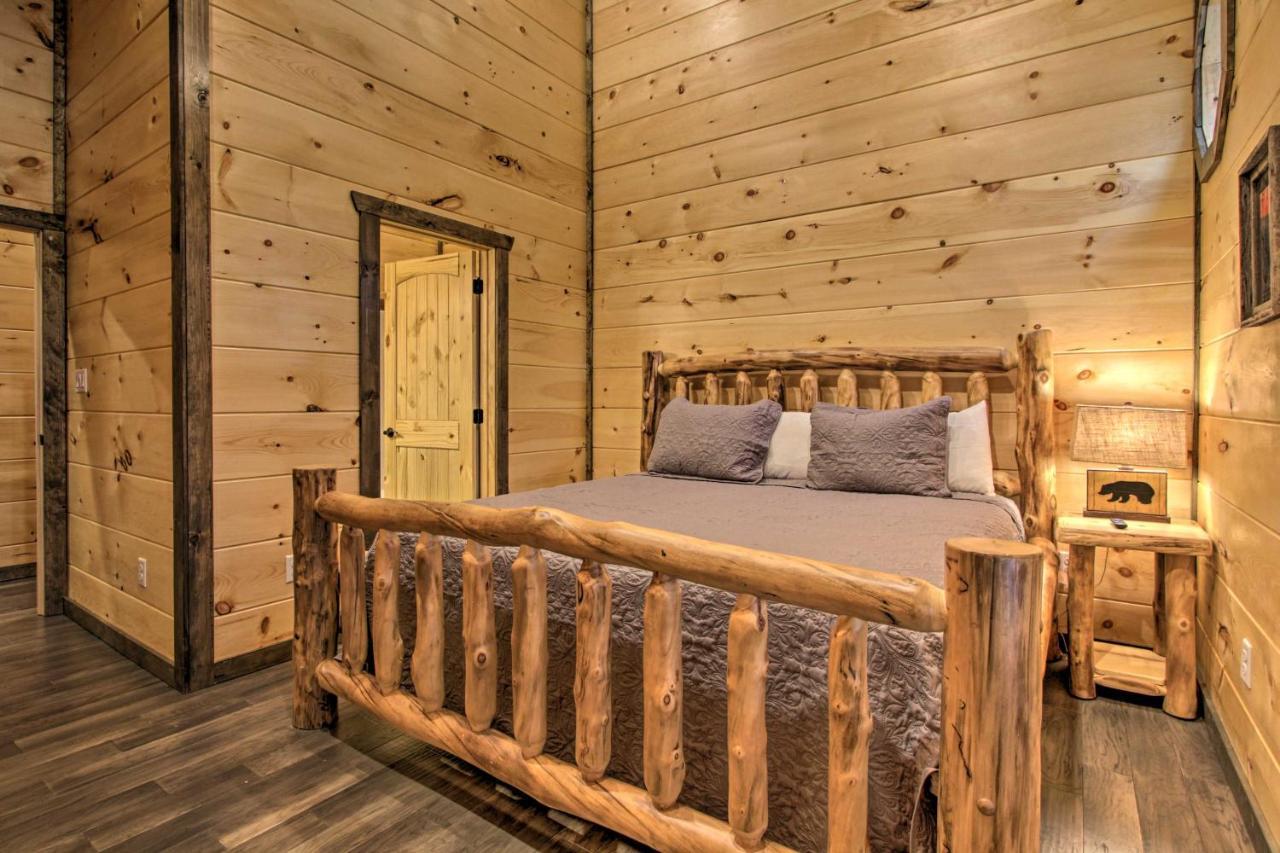Luxe Cabin With Home Theater Less Than 2 Miles To גטלינבורג מראה חיצוני תמונה