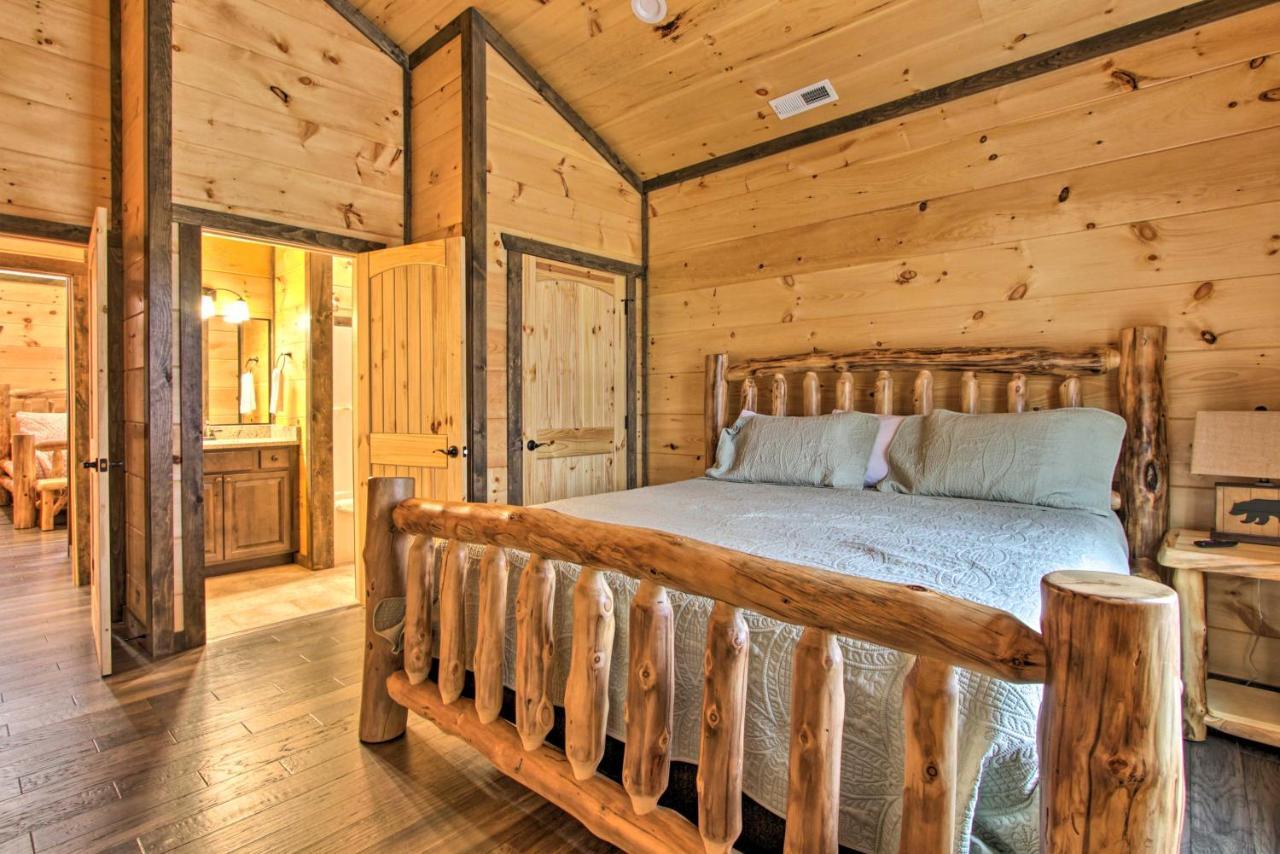 Luxe Cabin With Home Theater Less Than 2 Miles To גטלינבורג מראה חיצוני תמונה