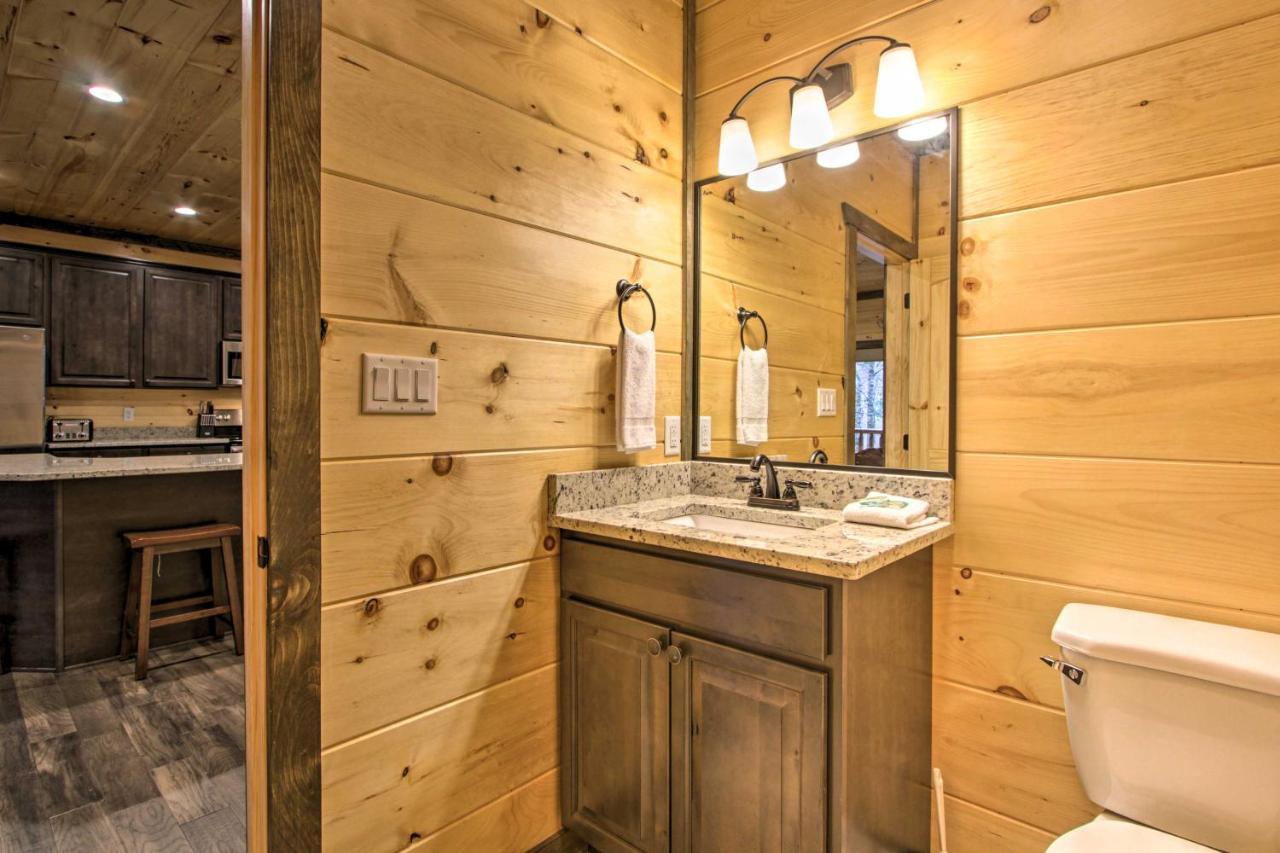 Luxe Cabin With Home Theater Less Than 2 Miles To גטלינבורג מראה חיצוני תמונה