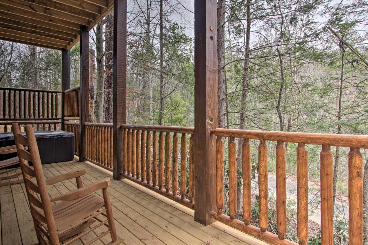 Luxe Cabin With Home Theater Less Than 2 Miles To גטלינבורג מראה חיצוני תמונה